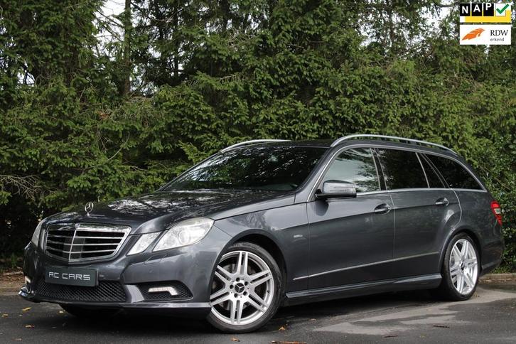 Mercedes-Benz E-klasse Estate 250 AMG - Youngtimer/AMG/Full!, Auto's, Mercedes-Benz, Bedrijf, Te koop, E-Klasse, ABS, Achteruitrijcamera