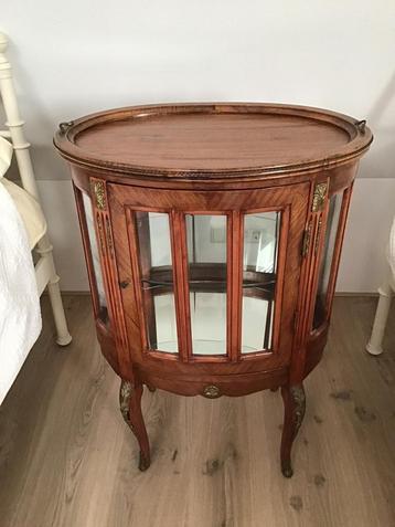 Engelse theetafel / theekast beschikbaar voor biedingen