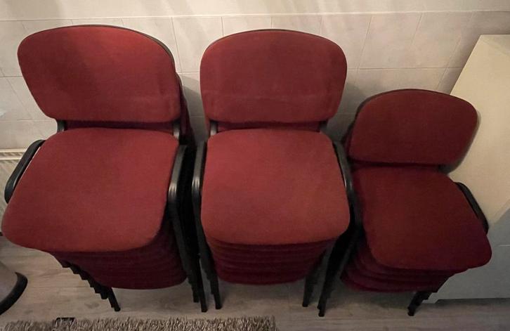 Stapelbare stoelen, Vergaderstoelen, kantinestoelen, 21stuks, Huis en Inrichting, Stoelen, Gebruikt, Vijf, Zes of meer stoelen