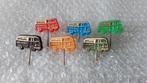 6 verschillende kleuren speldjes mercedes busjes hollandia, Verzamelen, Speldjes, Pins en Buttons, Ophalen of Verzenden, Zo goed als nieuw