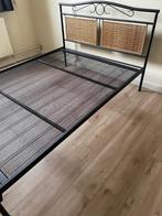Bed met spiraalbodem 1,40-2,00, Ophalen, Gebruikt, Zwart met rotan, Zwart