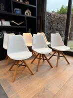 6 Witte Kuipstoelen met Eikenhouten Poten (eetkamerstoelen), Huis en Inrichting, Stoelen, Ophalen, Wit, Zo goed als nieuw, Vijf, Zes of meer stoelen
