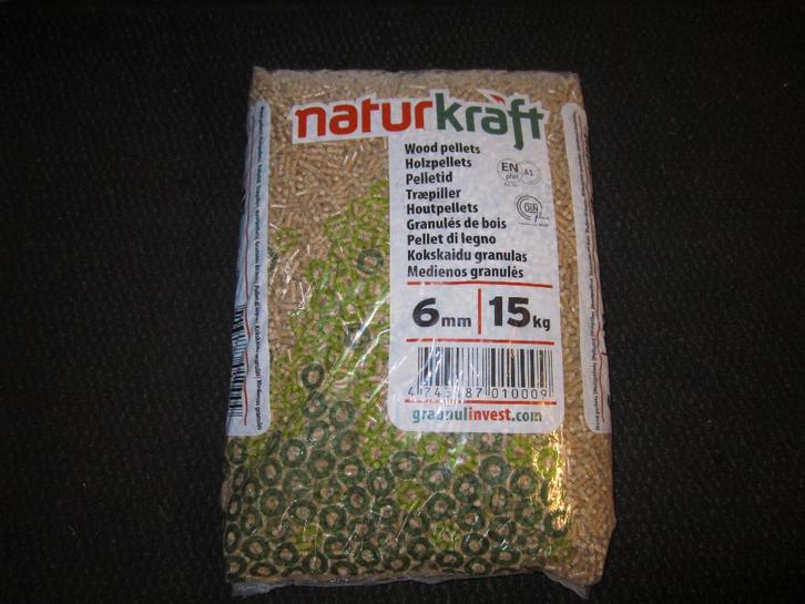 Pelletkorrels te koop., Tuin en Terras, Haardhout, Blokken, Eikenhout, 6 m³ of meer, Ophalen of Verzenden