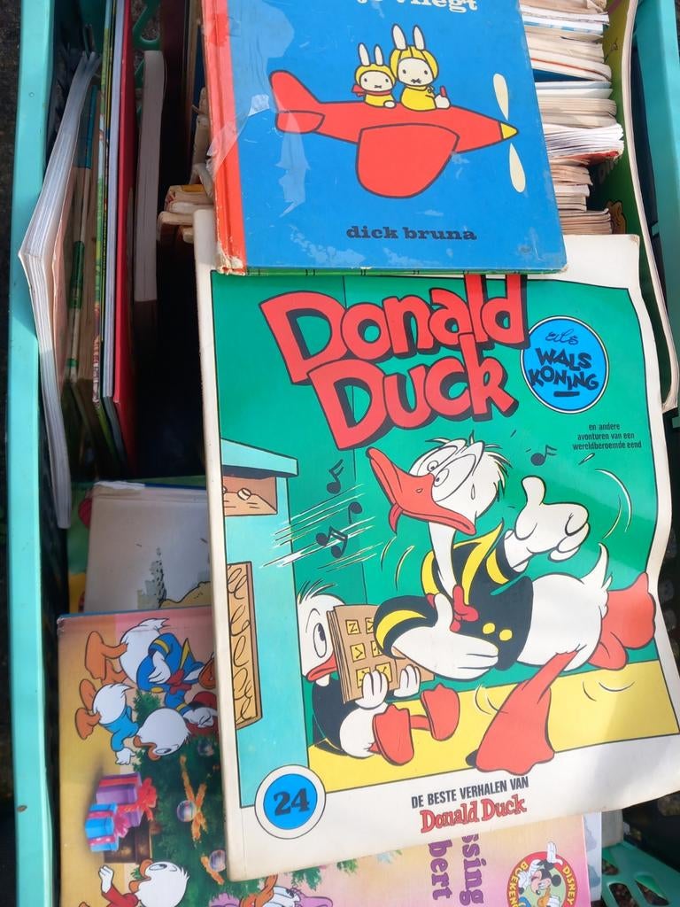 Stripboeken klapkrat vol, Meerdere comics, Ophalen of Verzenden, Zo goed als nieuw, Europa