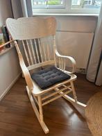 Mooie witte schommelstoel, Ophalen, Zo goed als nieuw, Stoel(en)