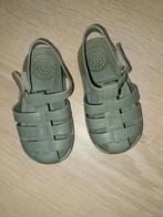 Groene Hema plastic sandaaltjes, maat 21, Schoentjes, Jongetje of Meisje, Ophalen of Verzenden, Zo goed als nieuw