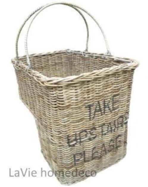 Trapmand van riet, Huis en Inrichting, Woonaccessoires | Schalen en Manden, Nieuw, Riet, Verzenden