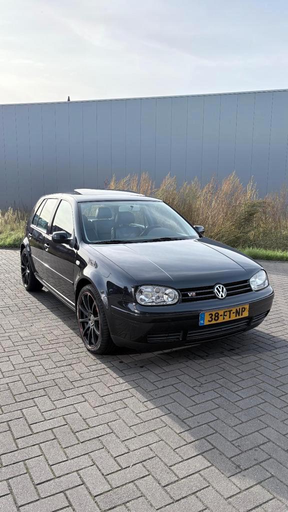 Volkswagen Golf 2.3 V5 110KW 2000 Zwart, Auto's, Volkswagen, Golf, ABS, Airbags, Airconditioning, Alarm, Bluetooth, Centrale vergrendeling