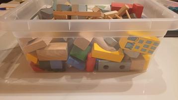 Houten blokken diverse beschikbaar voor biedingen