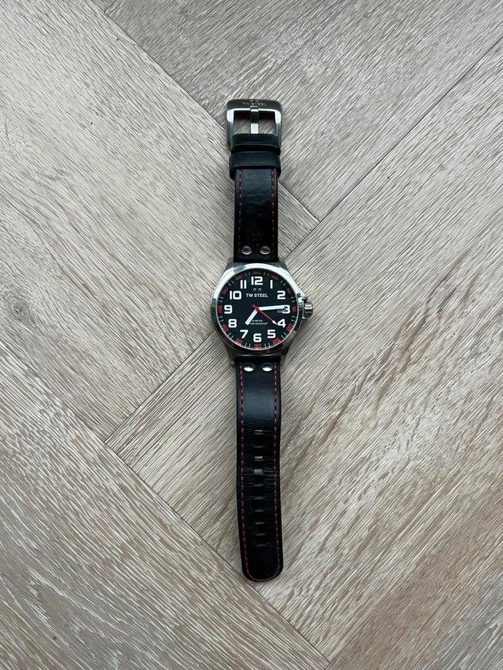 TW Steel Herenhorloge, Sieraden, Tassen en Uiterlijk, Horloges | Heren, Gebruikt, Polshorloge, Overige merken, Staal, Leer, Ophalen of Verzenden