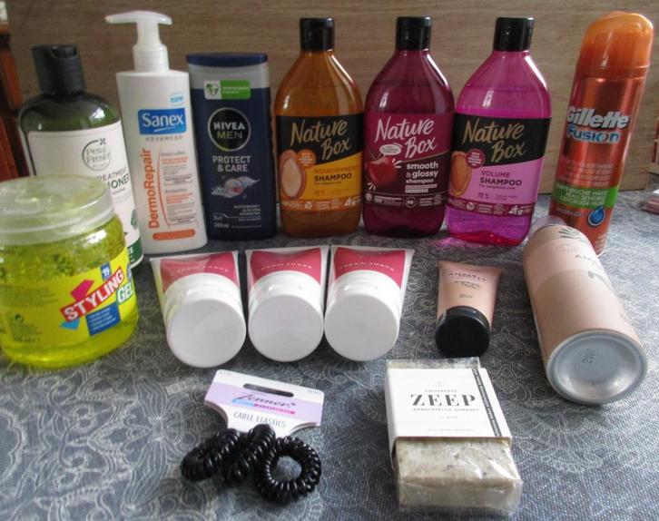 Nature Box - Gilette - Nivea - Sanex - Amber notes - zeep, Sieraden, Tassen en Uiterlijk, Uiterlijk | Lichaamsverzorging, Nieuw