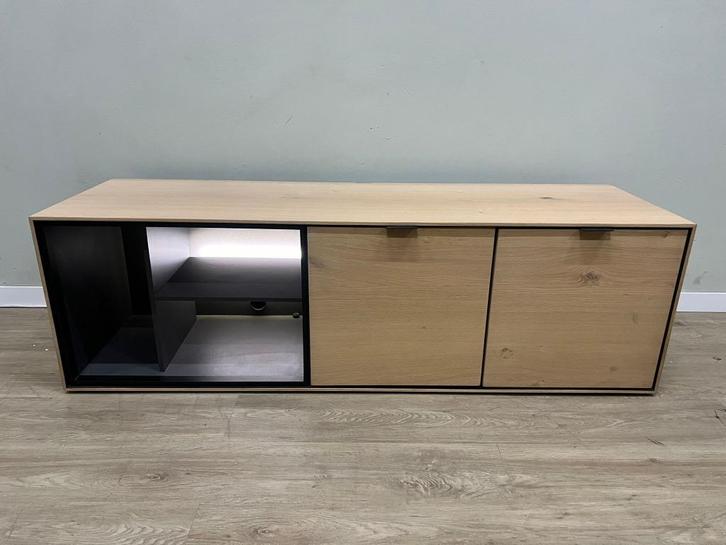 Elements hangmodel tv-meubel 150cm van Xooon €499,-, Huis en Inrichting, Kasten | Televisiemeubels, Nieuw, Minder dan 100 cm, 100 tot 150 cm