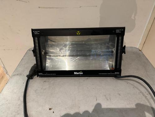 Martin Atomic 3000 stroboscoop (met of zonder scroller), Muziek en Instrumenten, Licht en Laser, Gebruikt, Licht, Kleur, Stroboscoopeffect