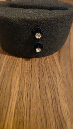 Elegante oorbellen met bloemmotief, Kleding | Dames, Hoeden en Petten, Ophalen, Hoed, One size fits all, Onbekend