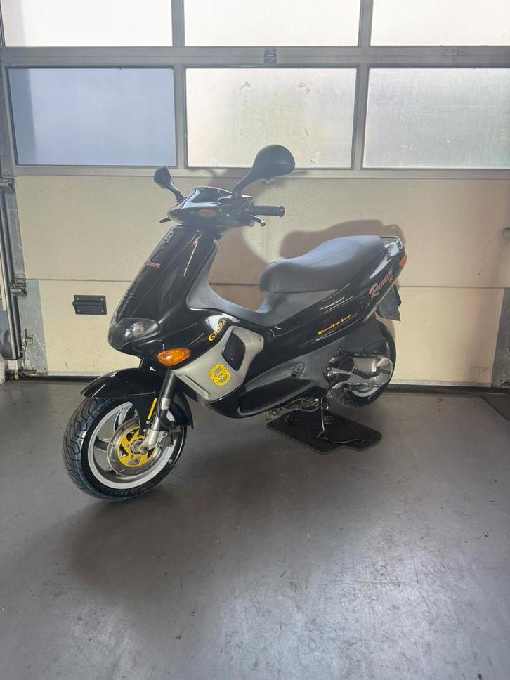 Gilera Runner DD 50cc 2t, Fietsen en Brommers, Scooters | Piaggio, Zo goed als nieuw, Overige modellen, Maximaal 45 km/u, Tweetakt
