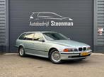 BMW 5-serie Touring 520i Executive | Youngtimer | Nieuwstaat, Auto's, Te koop, Geïmporteerd, 5 stoelen, Benzine