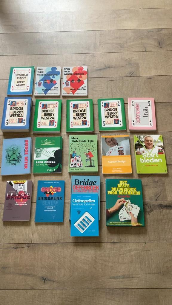 Bridgen een prima hobby!!, Hobby en Vrije tijd, Cursusmateriaal, Zo goed als nieuw, Boek, Ophalen of Verzenden