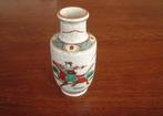 gave oude chinees of japanse vaas met krijgers, Overige kleuren, Aardewerk of Porselein, Ophalen of Verzenden, Zo goed als nieuw
