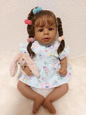 Schattige Reborn Baby beschikbaar voor biedingen