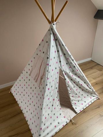 Tipi tent van Bandits and Angels beschikbaar voor biedingen