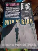 Boek over de rand  joe simpson, Ophalen of Verzenden, Gelezen, Balsport