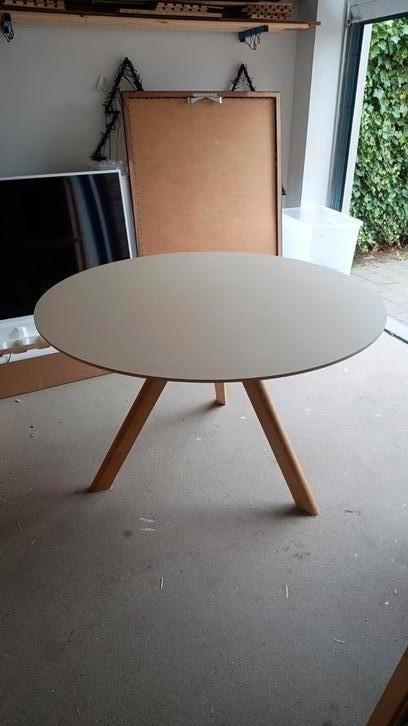Hay CPH20 ronde tafel Ø120 cm, Huis en Inrichting, Tafels | Statafels, Gebruikt, Ophalen