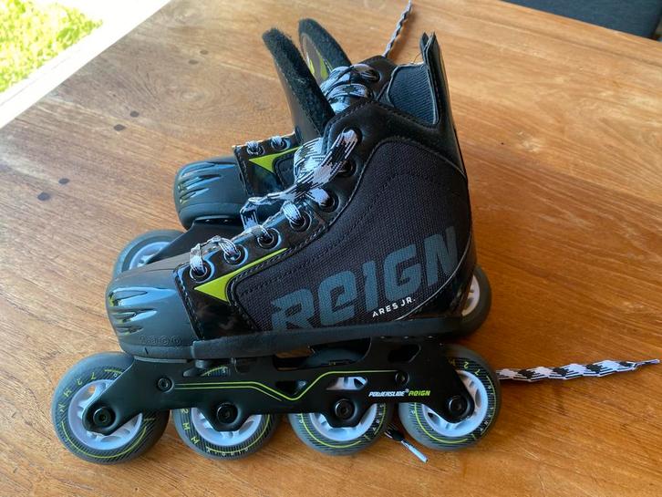 Hockey Skates Reign Ares, verstelbare  – maat 32-35, Sport en Fitness, Skeelers, Zo goed als nieuw, Inline skates 4 wielen, Overige merken