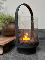 Metaalsnippers glazen windlicht is ijzeren houder ribuust, Ophalen