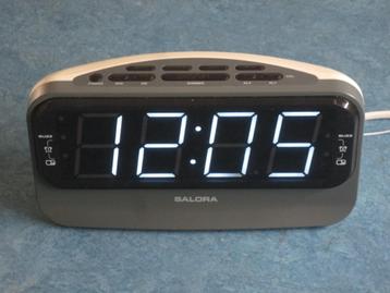 Salora CR616 - groot cijfer wekkerradio beschikbaar voor biedingen