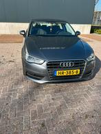 Audi A3 1.2 Tfsi 81KW SB S-tronic 2015 Grijs, Auto's, Stof, Euro 6, 4 cilinders, 610 kg