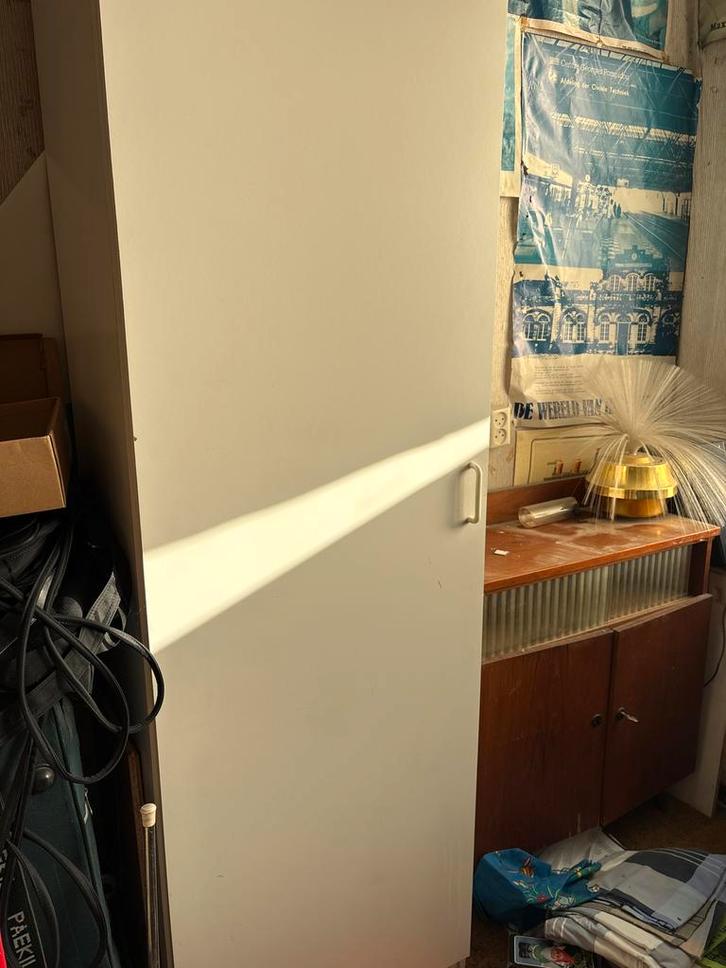 Witte Kast - Praktisch en Ruim, Huis en Inrichting, Kasten | Kledingkasten, Gebruikt, 150 tot 200 cm, 50 tot 100 cm, 25 tot 50 cm