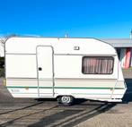 Caravan Chateau chira 380 lichtgewicht gepimt retro, Koelkast, Particulier, 500 - 750 kg, Vast bed