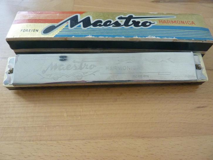 mondharmonica C Maestro Foreign harmonica gebruikt, doos, Muziek en Instrumenten, Blaasinstrumenten | Mondharmonica's, Gebruikt