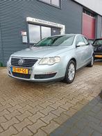 Volkswagen Passat 2.0 FSI 110KW 2005 APK 01 2025 278000km, Auto's, Volkswagen, Origineel Nederlands, Te koop, Zilver of Grijs