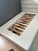 Twee persoonsbed 140x200, Huis en Inrichting, Slaapkamer | Bedden, Ophalen, Wit, Tweepersoons, 140 cm