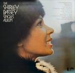 LP - Shirley Bassey ‎– The Shirley Bassey Singles Album, Ophalen of Verzenden, 1960 tot 1980, Gebruikt, 12 inch