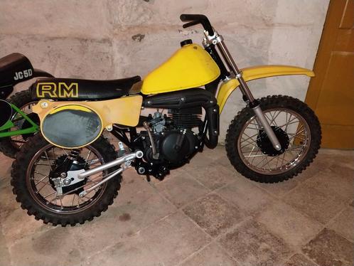 Suzuki RM50, Fietsen en Brommers, Brommers | Crossbrommers, Zo goed als nieuw, Suzuki, Ophalen