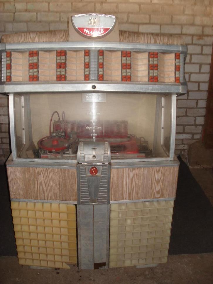 2 x   Project   Jukebox  Ami E 120     1953   samen  2150,00, Verzamelen, Automaten | Jukeboxen, Gebruikt, Ami, 1950 tot 1960