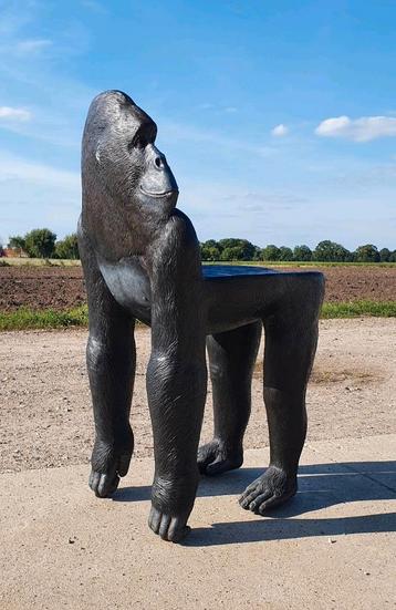 Polystone grote mensen stoel aap gorilla mensaap dier beschikbaar voor biedingen
