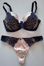 LIngerieset 75C / M, Kleding | Dames, Ondergoed en Lingerie, Ophalen, Blauw, Setje