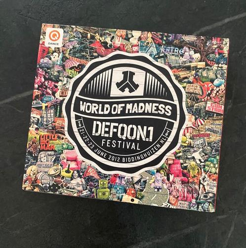 Defqon.1 Festival 2012 - World Of Madness (4x CD), Cd's en Dvd's, Cd's | Overige Cd's, Zo goed als nieuw, Ophalen
