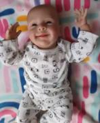 Realistische baby pop levensecht Sebastian (49cm), Verzamelen, Poppen, Ophalen of Verzenden, Nieuw, Pop, Levensecht of Reborn