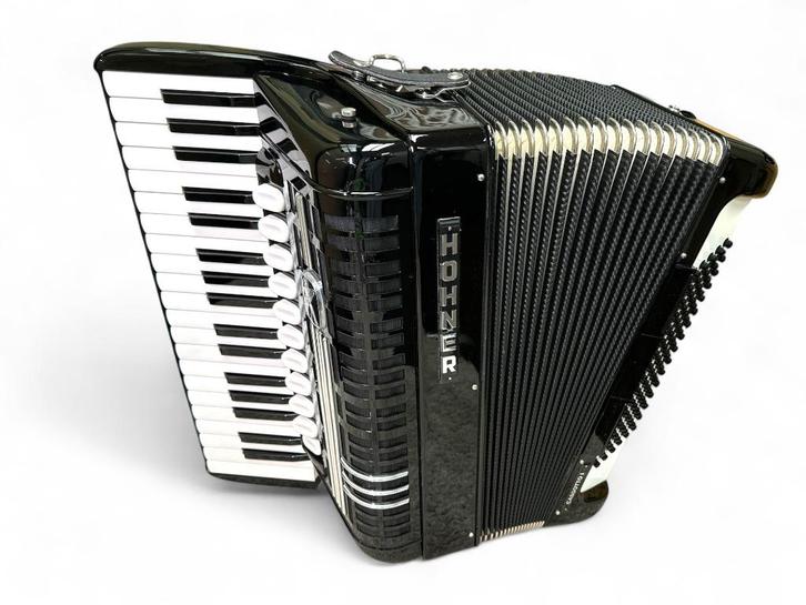 Hohner 96/4  Cassotto 1 + garantie, Muziek en Instrumenten, Accordeons, Zo goed als nieuw, Toetsaccordeon, 96-bas, Hohner, Met koffer