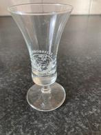 Schrobbelèr glaasjes 4 stuks, waarvan één op voetje, Ophalen, Zo goed als nieuw, Borrel- of Shotglas