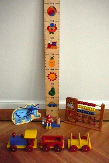 Set houten speelgoed (7-delig), zeer leerzaam en decoratief!