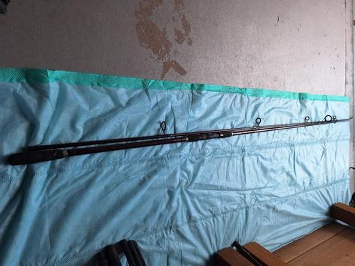 Stevige Karperhengel 2 delig  3.60 mtr, Watersport en Boten, Hengelsport | Algemeen, Zo goed als nieuw, Complete hengel, Ophalen