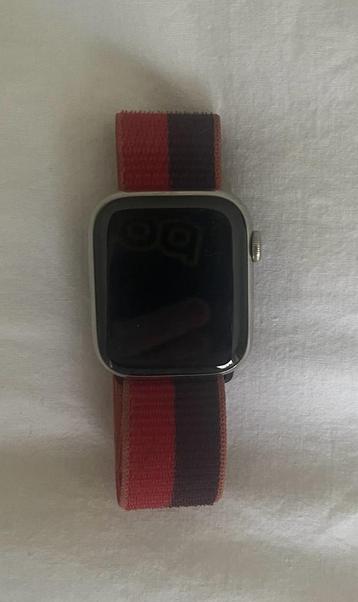 Apple Watch Series 7 (GPS + cellular) 45mm met geweven band