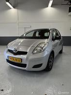 Toyota Yaris 1.3 VVTi Comfort met slechts 97.663 KM gelopen., Auto's, Voorwielaandrijving, Euro 5, Stof, 4 cilinders