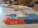 (102) McDonnell Douglas MD-11F 1:200 Lufthansa Cargo, Ophalen of Verzenden, 1:200 of kleiner, Overige merken
