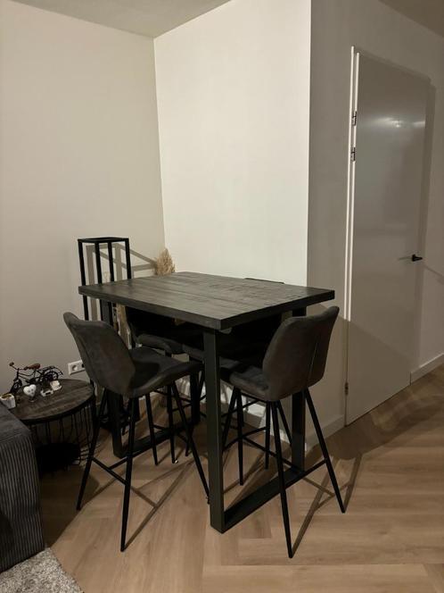 Stijvolle bartafel compleet met 4 stoelen, Huis en Inrichting, Complete eetkamers, Gebruikt, 4 tot 6 stoelen, Ophalen